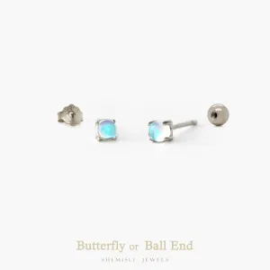 Blue Gradient Glass Stud Earrings, Unisex, Sterling Silver SHEMISLI - SS101 Butterfly End, SS796 Screw Ball End (Type A)